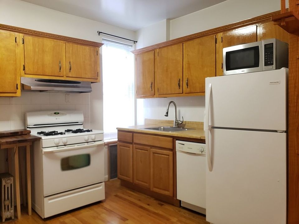 1st image of 31-62 36th St #3