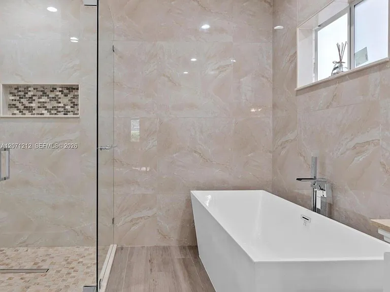 14571 SW 160th Ct — Photo 18