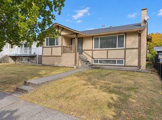 1215 E 48th Ave, Vancouver, BC V5W2E8