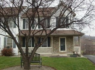 753 Chickies Dr, Columbia, PA 17512