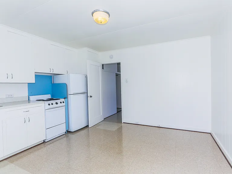 1918 Waiola St #4 — Photo 15