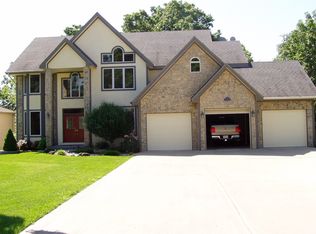 1397 Robyn Ct, Osage Beach, MO 65065