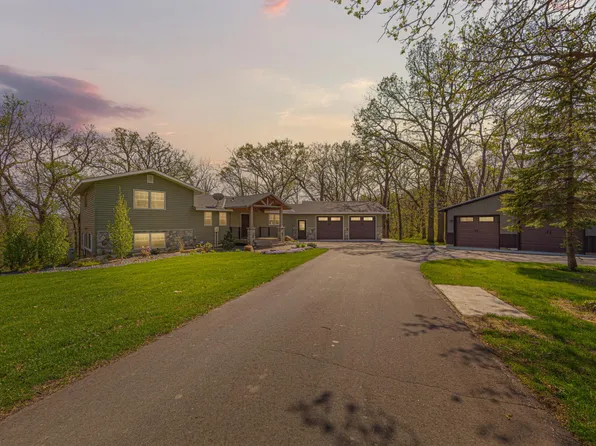 5775 115th St E, Northfield, MN 55057