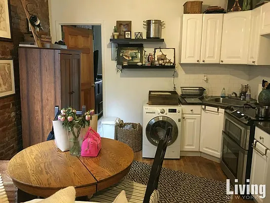 Rented by Living New York | media 18