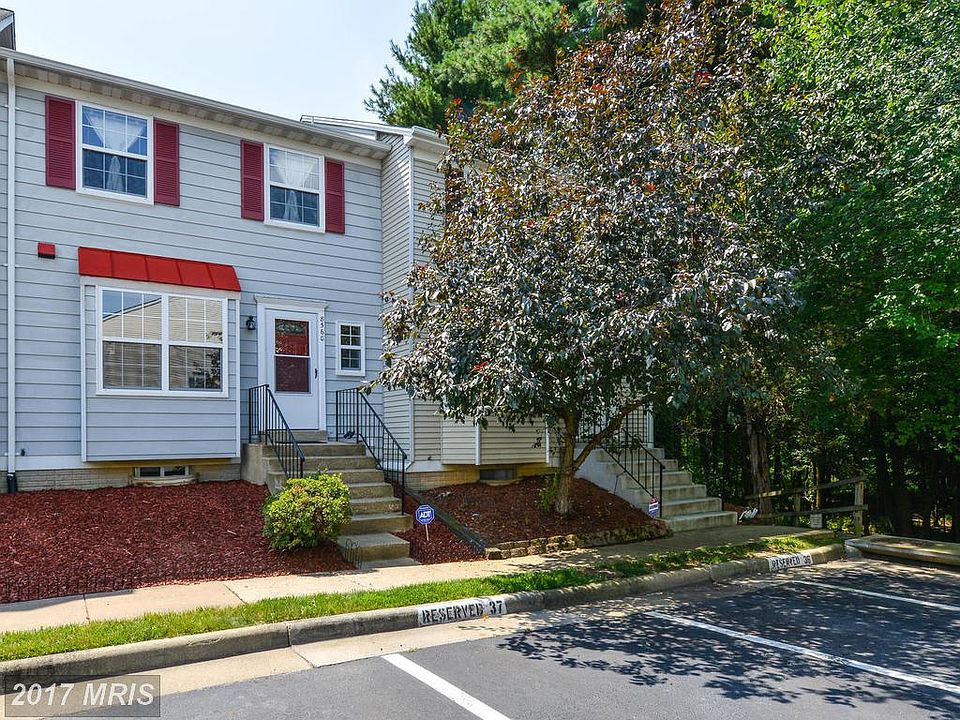 1st image of 8560 Southlawn Ct