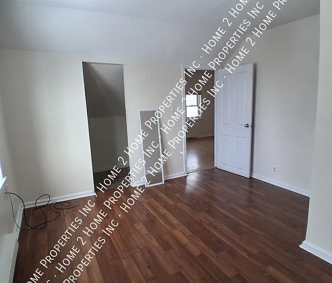 873 Assumption St #4 — Photo 8