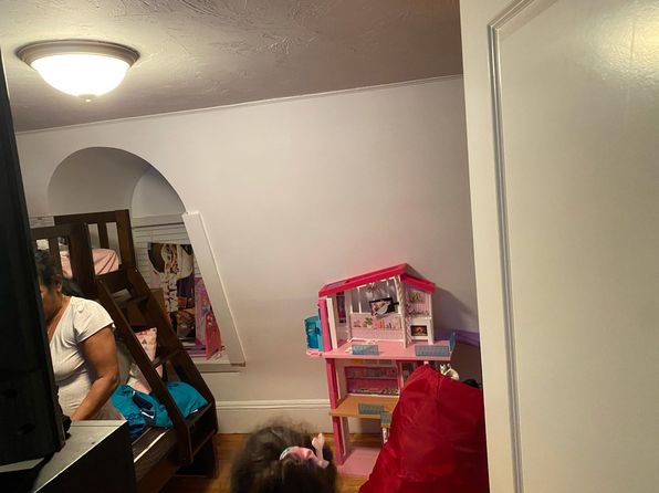 (undisclosed Address)