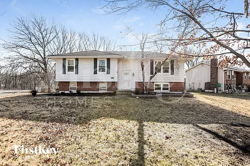 7119 N Shannon Ave Photo 1 7119 N Shannon Ave Photo 1