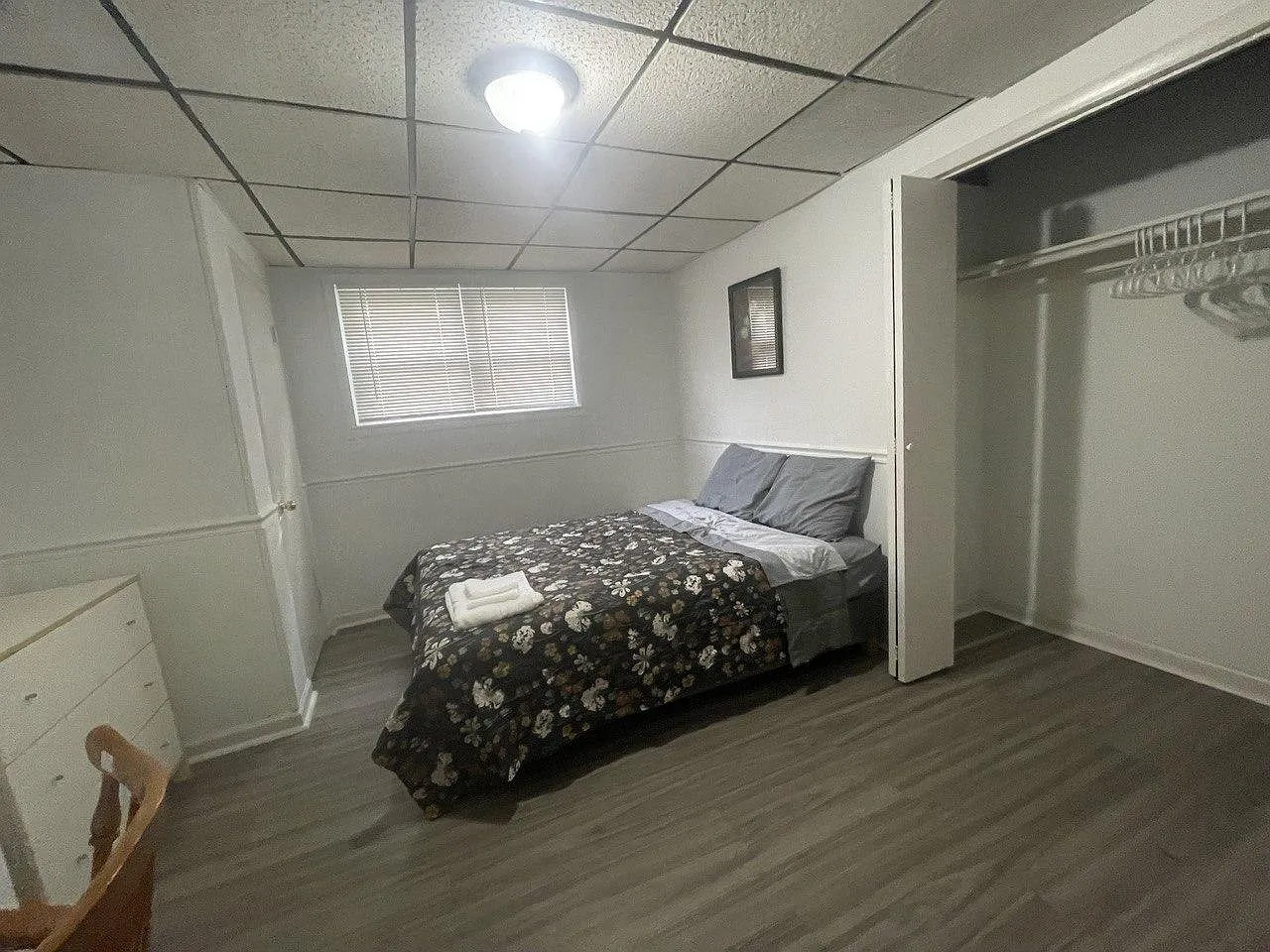 4 bed, 3.0 bath, 2450 sqft, $1,144 — Photo 2