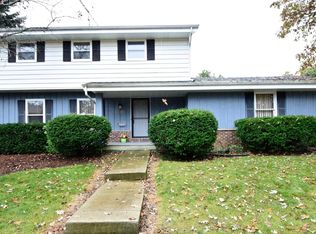 4821 67th Pl, Kenosha, WI 53142