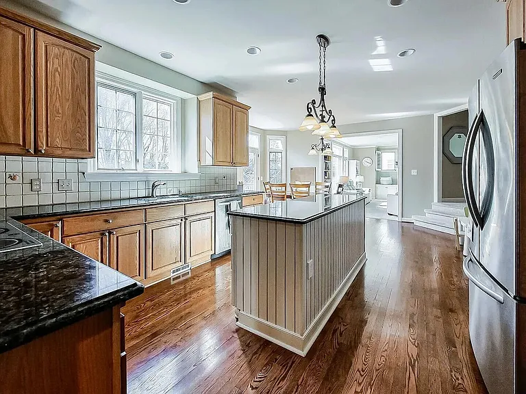 22646 Autumn Park Blvd — Photo 6