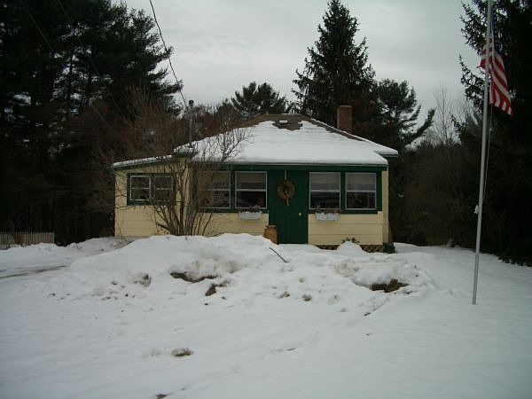 1675 White Pond Rd, Athol, MA