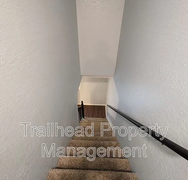 307 NE Timbercreek Dr — Photo 21