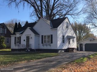 222 3rd Ave SE, Glenwood, MN 56334