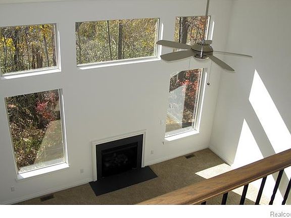 4th image of 6444 Pennington Dr