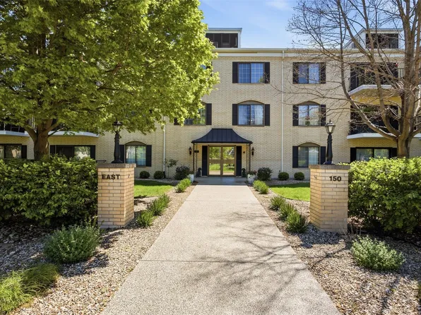 150 Thompson Dr SE APT 216, Cedar Rapids, IA 52403
