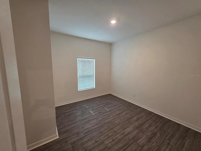 308 Bass Ct — Photo 4