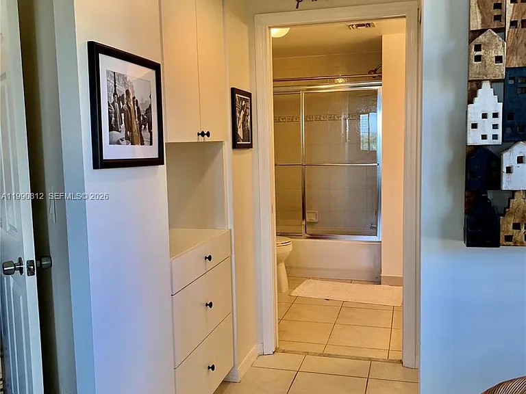 2105 Lavers Cir #501 — Photo 17