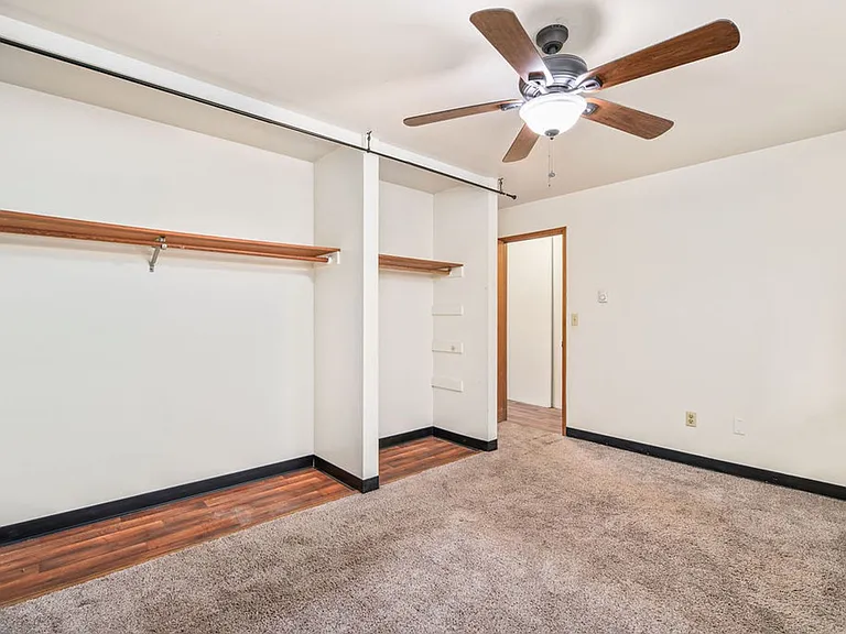 Pet-Friendly Roosevelt Retreat with Modern Kitchen | 6113 Apartments — Photo 17