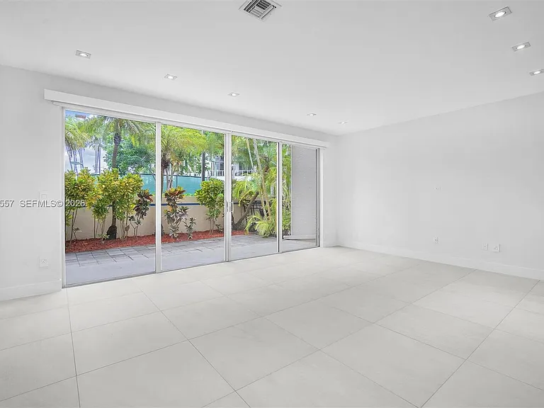 21391 Marina Cove Cir #14-K — Photo 17