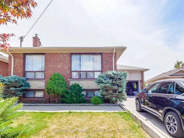 65 Whitburn Cres, Toronto, ON M3M 2S5