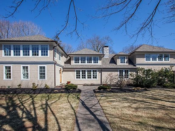 Gracious Front Entry