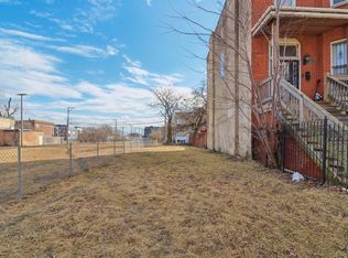 3913 S Prairie Ave, Chicago, IL 60653