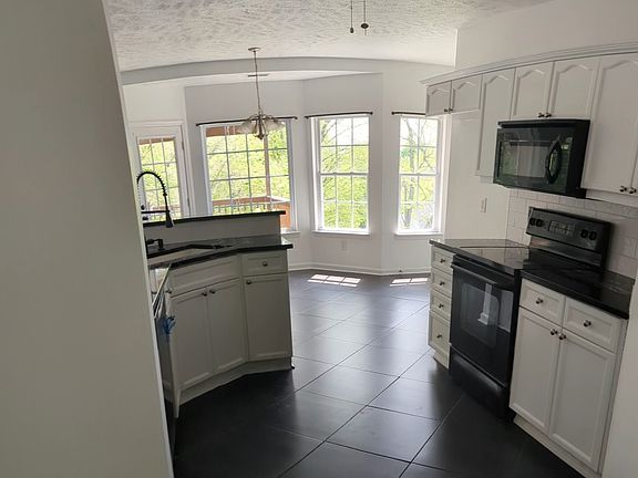 5th image of 2100 Allendale Pl