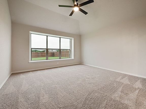 4th image of 257 Coronado Ct
