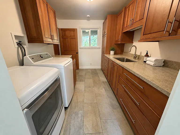 37 Bret Harte Rd — Photo 10