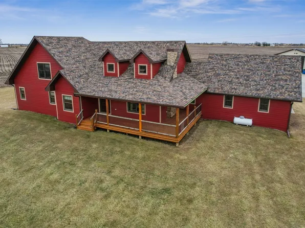 2230 260th St, Winterset, IA 50273