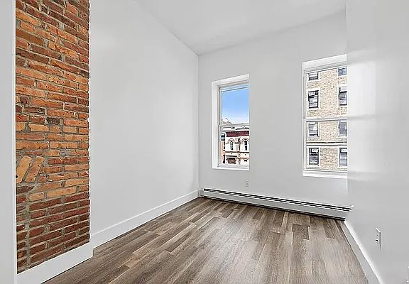 4th image of 338 Hart St #3R