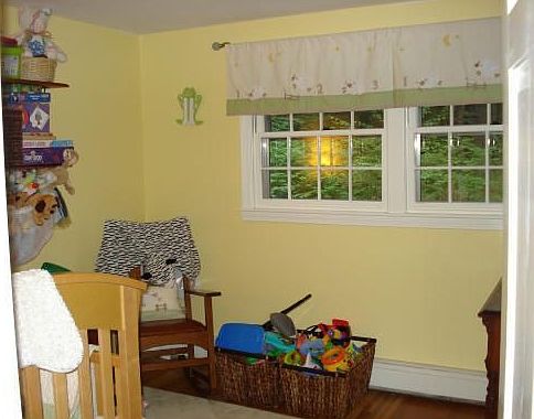 4th image of 57 Cherlyn Dr
