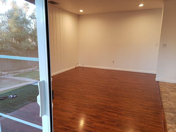 Dining Room adjacent to Kitchen