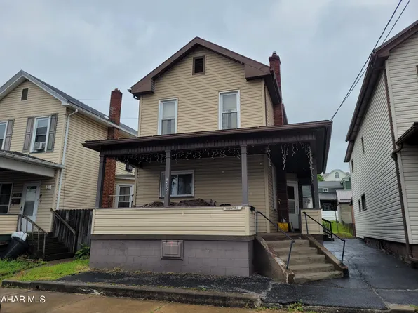 2121 Columbia Ave, Tyrone, PA 16686