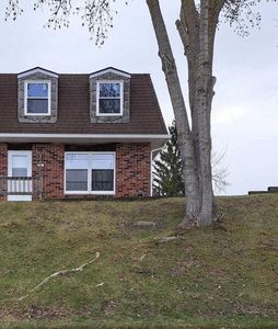 2025 Green Tree ROAD, West Bend, WI, 53090