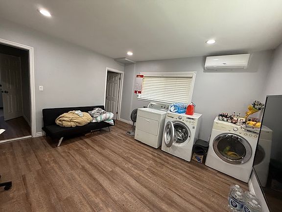 5th image of 128 E Emerson Ave APT A