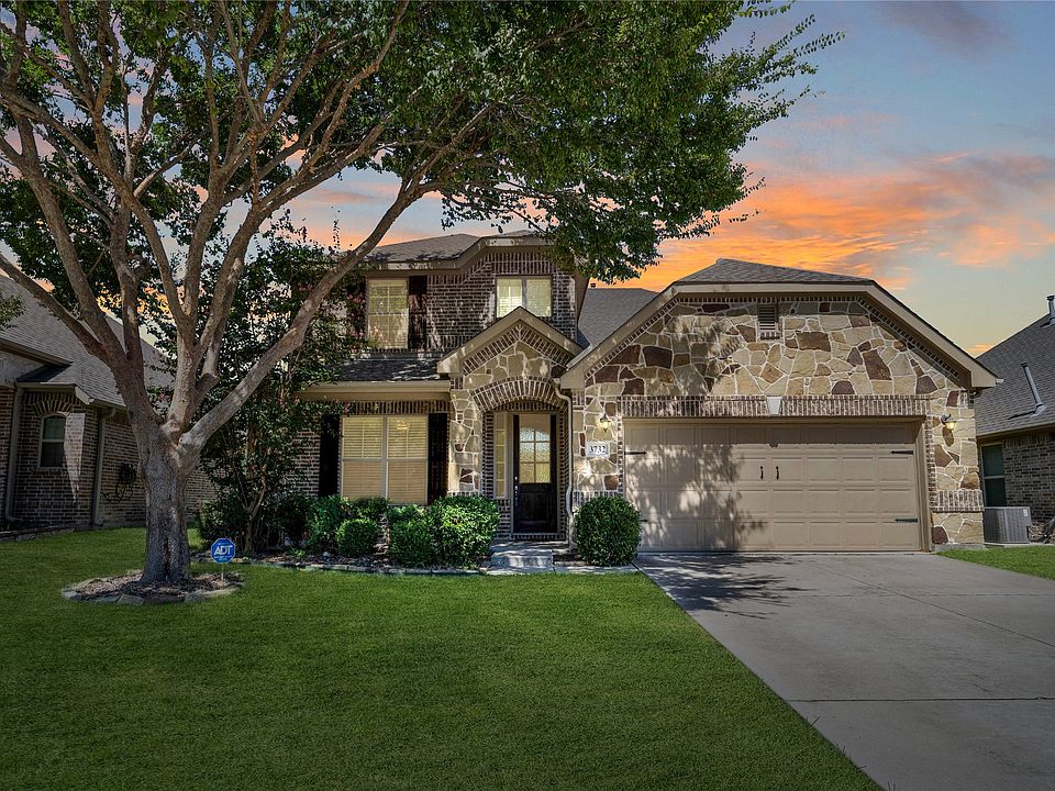 1st image of 3732 Sweetbriar Dr
