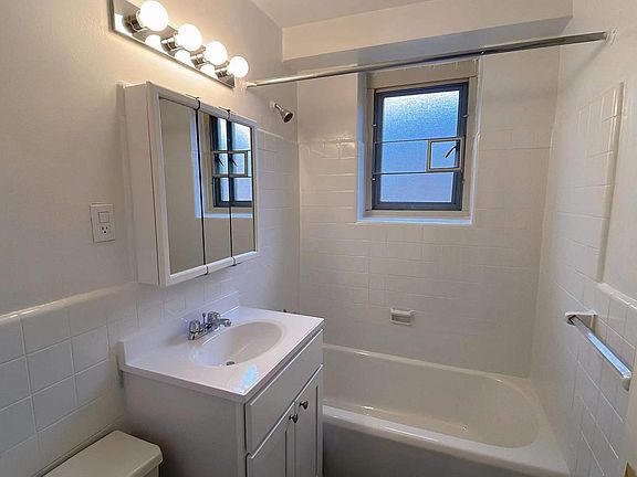 2nd image of 6702D 186th Ln APT 3B