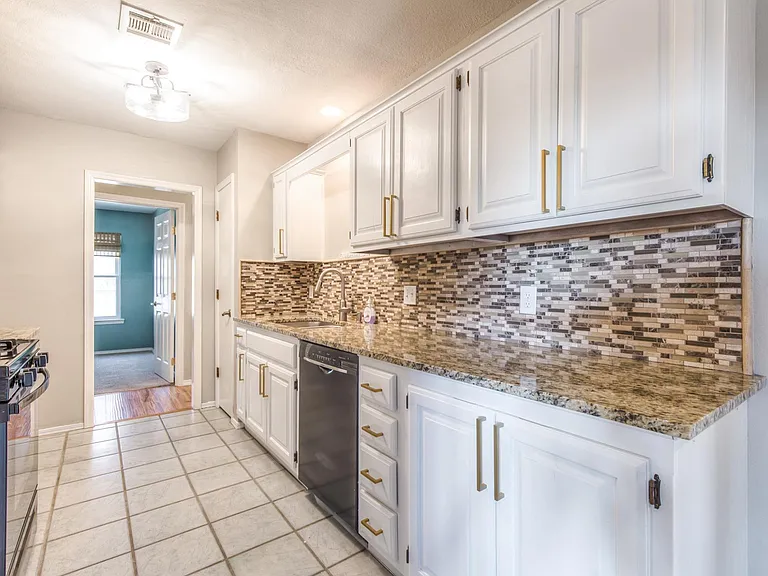 2909 W 61st Pl S — Photo 19