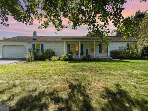 388 Crossroad School Rd, Newville, PA 17241