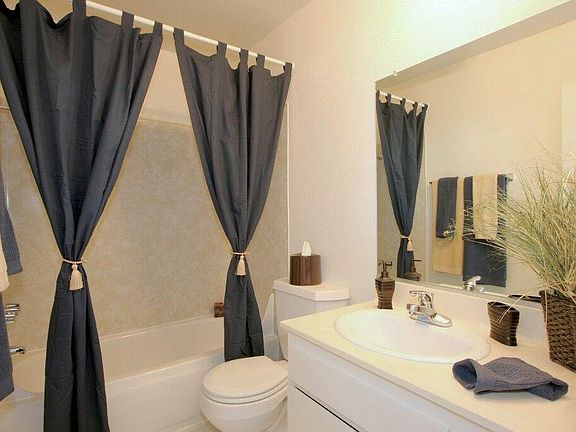 4th image of 5332 Sepulveda Blvd #52dfda45d
