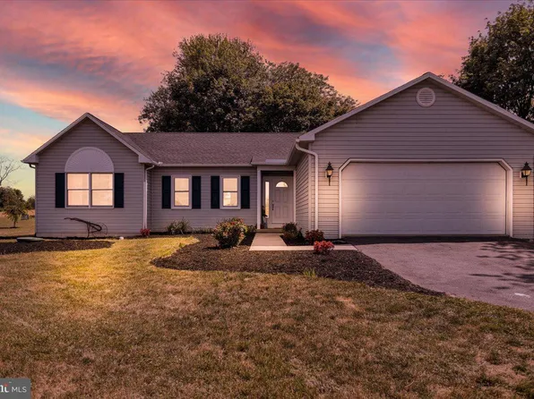 549 Stone Rd, Mohrsville, PA 19541