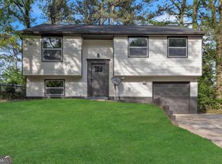 1427 Tucker Woods Dr, Norcross, GA 30093