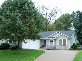 111 Maple St SW, Swisher, IA 52338
