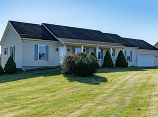 53895 Meadow View Ln, Paw Paw, MI 49079