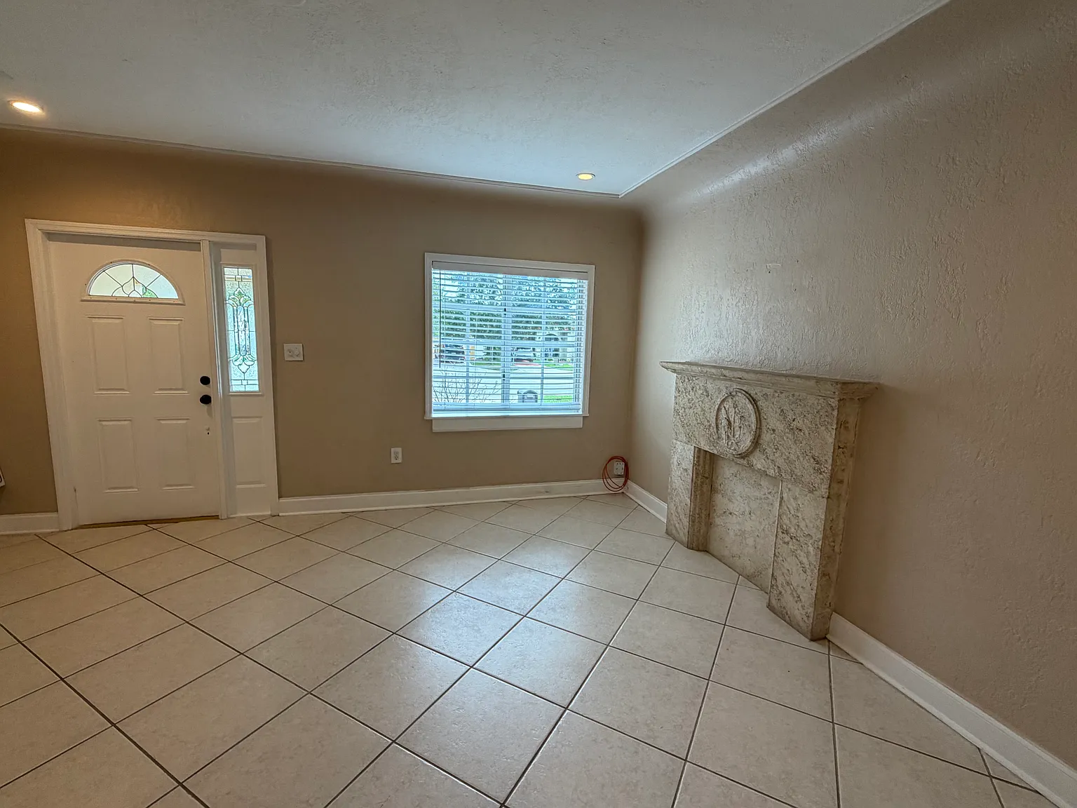 3 bed, 1781 sqft, $3,600 — Photo 4