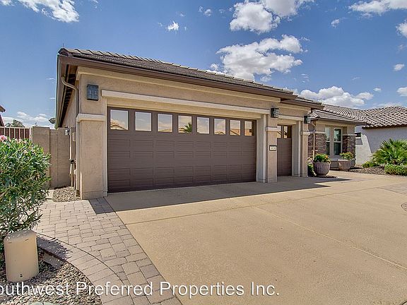 3rd image of 3324 N 163rd Dr