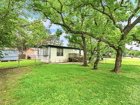 3rd image of 5806 Cedar Bluff Dr
