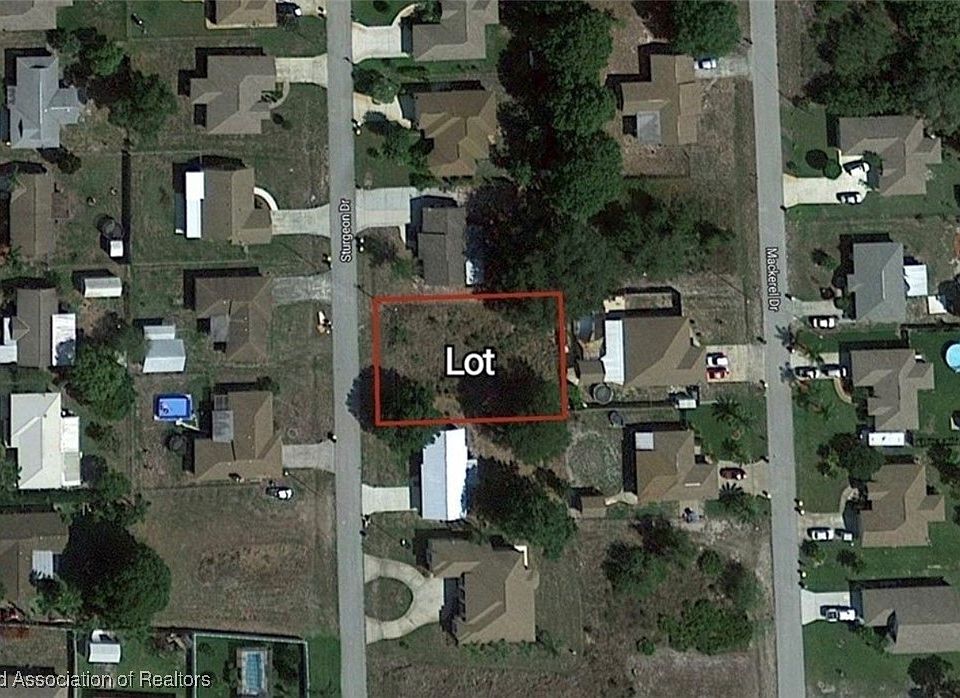 2nd image of 4916 Sturgeon Dr